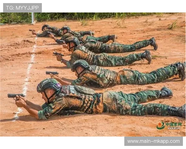 射击选手卧姿射击表现稳定，精准锁定胜利