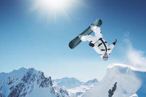 mk体育官网-亚洲杯中国青年队爆冷 球员心理承受力考验，亚洲青年足球